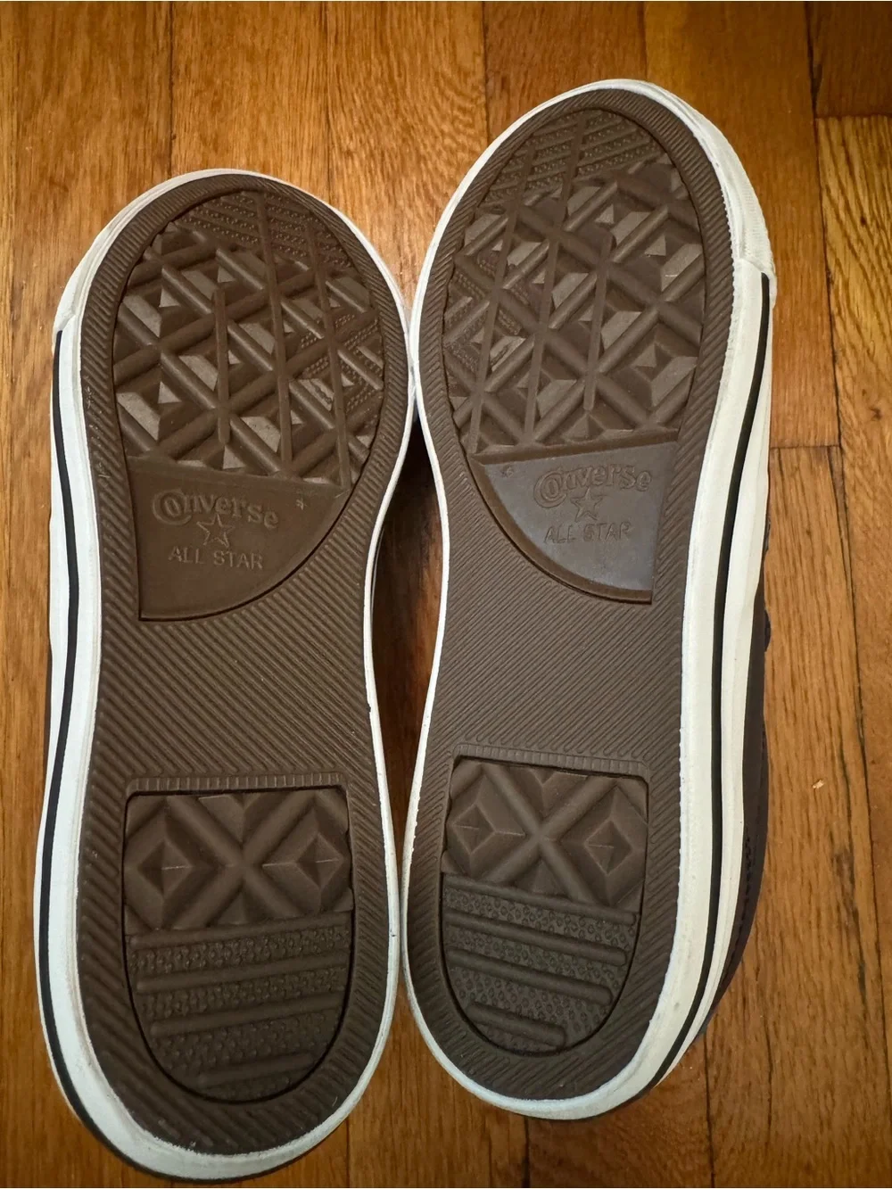 Converse junior star